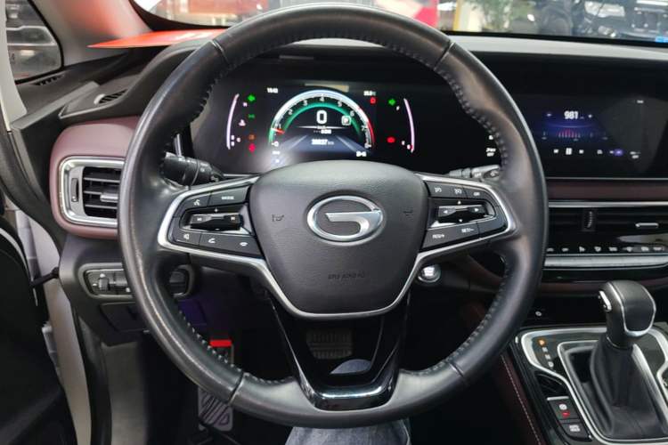 Used GAC Trumpchi M6 2023 PRO 270T DCT Luxury Edition Steering Wheel