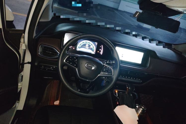 Used GAC Trumpchi M6 2023 PRO 270T DCT Elite Edition Steering Wheel