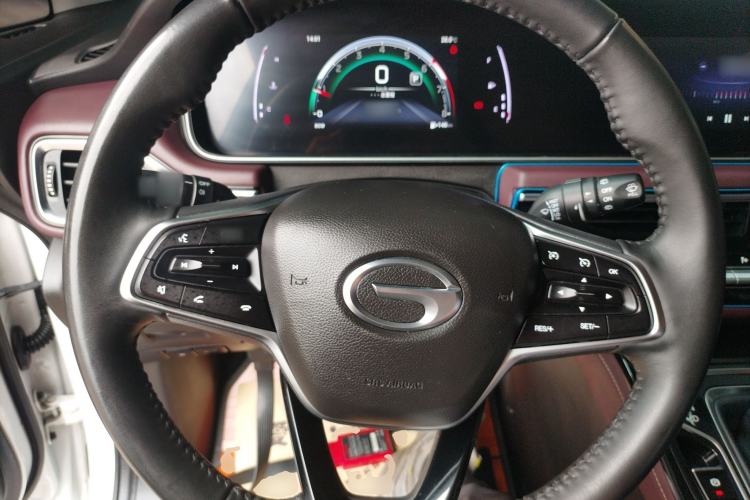 Used GAC Trumpchi M6 2023 PRO 270T DCT Luxury Edition Steering Wheel