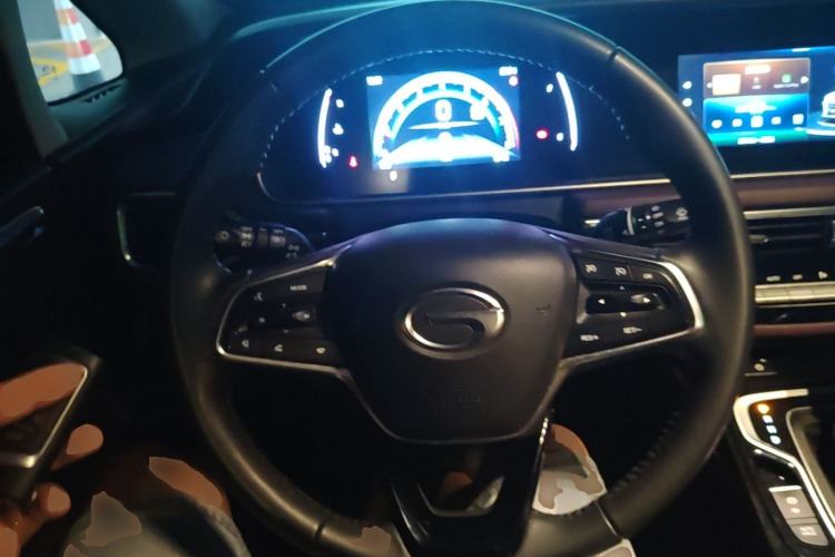 Used GAC Trumpchi M6 2023 PRO 270T DCT Luxury Edition Steering Wheel