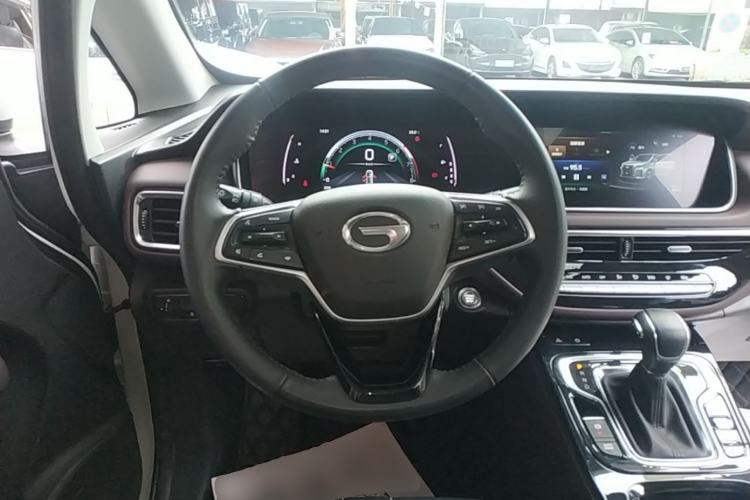Used GAC Trumpchi M6 2023 PRO 270T DCT Luxury Edition Steering Wheel
