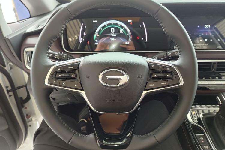 Used GAC Trumpchi M6 2023 PRO 270T DCT Luxury Edition Steering Wheel
