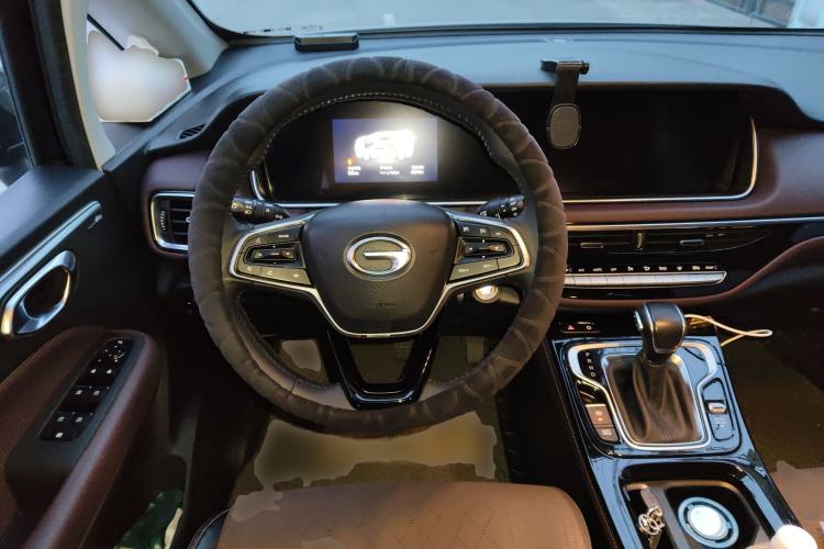 Used GAC Trumpchi M6 2023 PRO 270T DCT Luxury Edition Steering Wheel