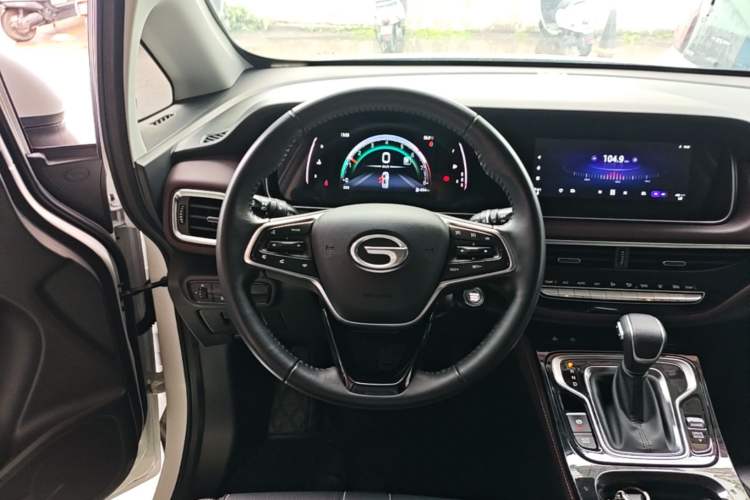 Used GAC Trumpchi M6 2023 PRO 270T DCT Luxury Edition Steering Wheel