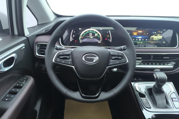 Used GAC Trumpchi M6 2023 PRO 270T DCT Luxury Edition Steering Wheel