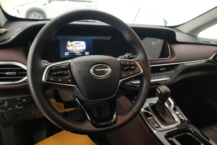 Used GAC Trumpchi M6 2023 PRO 270T DCT Luxury Edition Steering Wheel