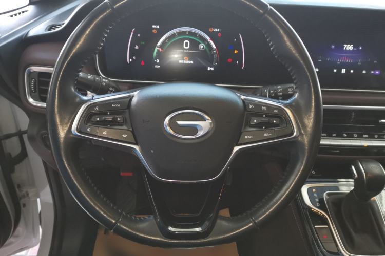 Used GAC Trumpchi M6 2023 PRO 270T DCT Luxury Edition Steering Wheel