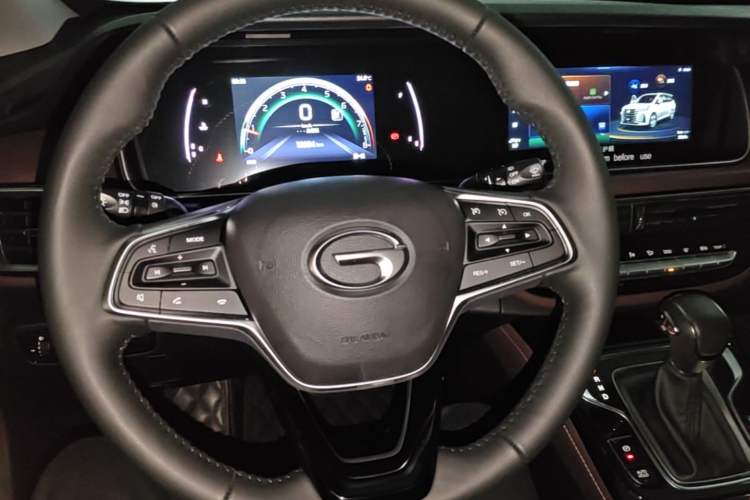 Used GAC Trumpchi M6 2023 PRO 270T DCT Luxury Edition Steering Wheel