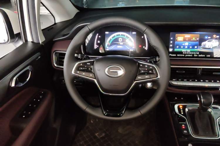 Used GAC Trumpchi M6 2023 PRO 270T DCT Luxury Edition Steering Wheel