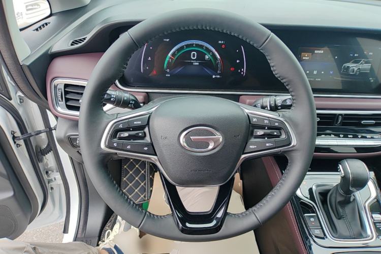 Used GAC Trumpchi M6 2023 PRO 270T DCT Luxury Edition Steering Wheel