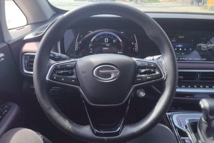 Used GAC Trumpchi M6 2023 PRO 270T DCT Luxury Edition Steering Wheel
