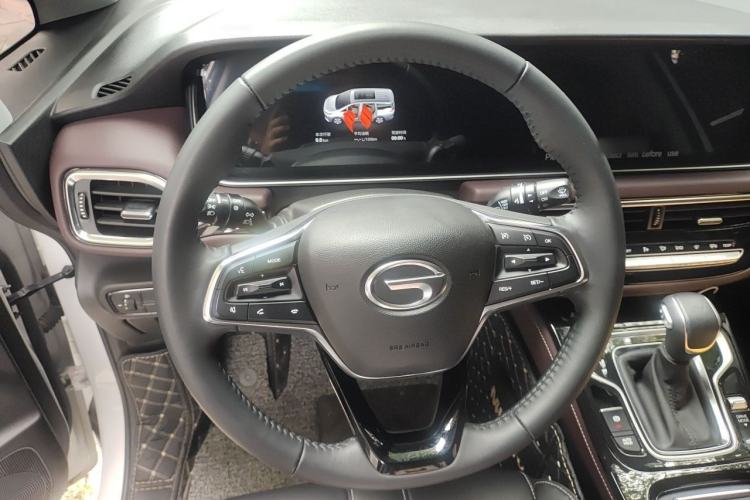 Used GAC Trumpchi M6 2023 PRO 270T DCT Luxury Edition Steering Wheel