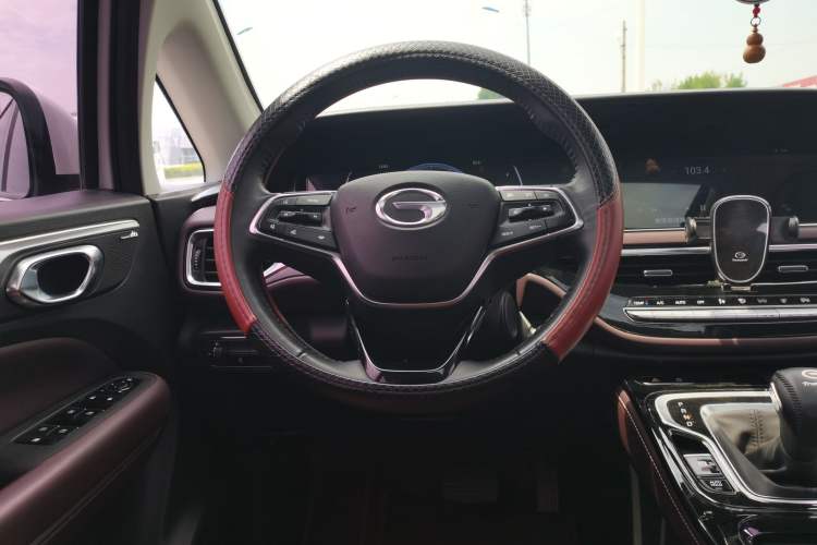 Used GAC Trumpchi M6 2023 PRO 270T DCT Luxury Edition Steering Wheel