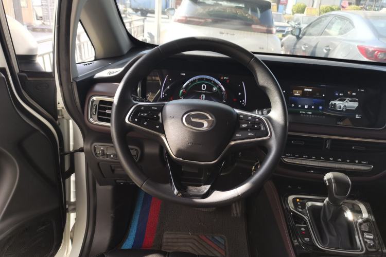 Used GAC Trumpchi M6 2023 PRO 270T DCT Elite Edition Steering Wheel