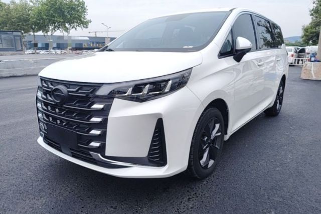 Ojetý GAC Trumpchi M6 2023 PRO 270T DCT Luxury Edition