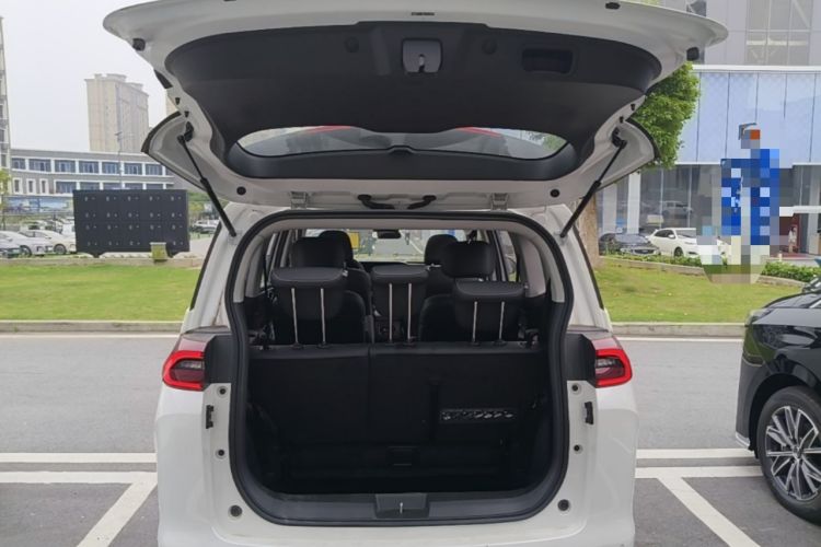 Used GAC Trumpchi M6 2023 PRO 270T DCT Luxury Edition Trunk