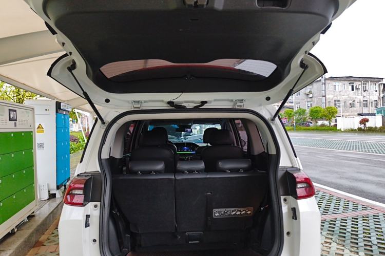 Used GAC Trumpchi M6 2023 PRO 270T DCT Elite Edition Trunk