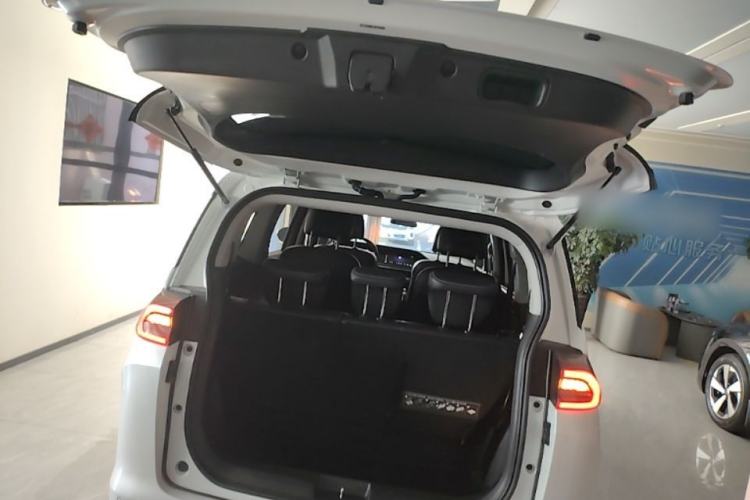 Used GAC Trumpchi M6 2023 PRO 270T DCT Luxury Edition Trunk