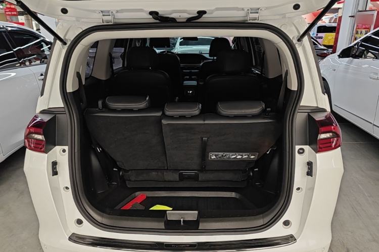 Used GAC Trumpchi M6 2023 PRO 270T DCT Luxury Edition Trunk