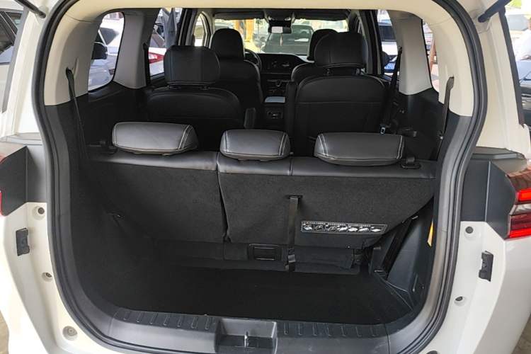 Used GAC Trumpchi M6 2023 PRO 270T DCT Elite Edition Trunk