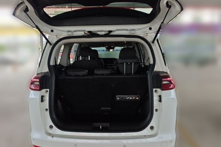 Used GAC Trumpchi M6 2023 PRO 270T DCT Elite Edition Trunk