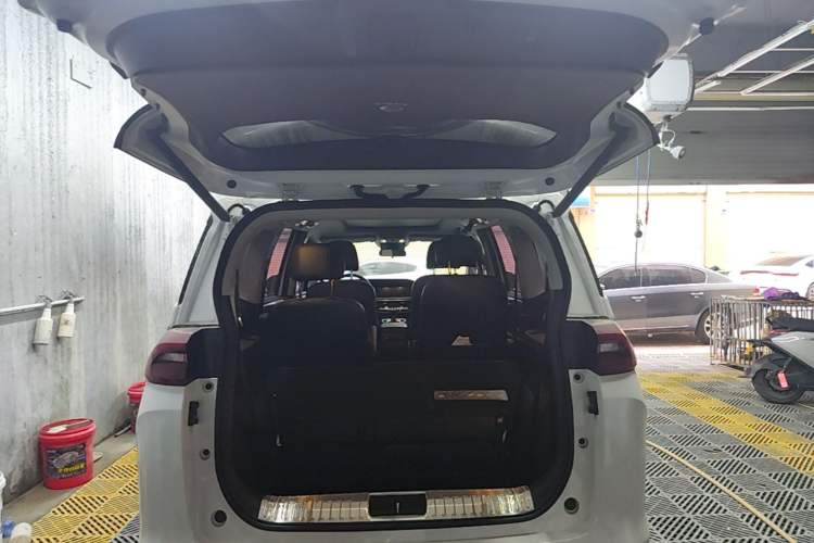 Used GAC Trumpchi M6 2023 PRO 270T DCT Luxury Edition Trunk