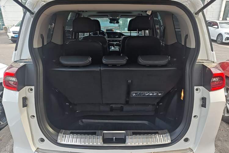 Used GAC Trumpchi M6 2023 PRO 270T DCT Luxury Edition Trunk
