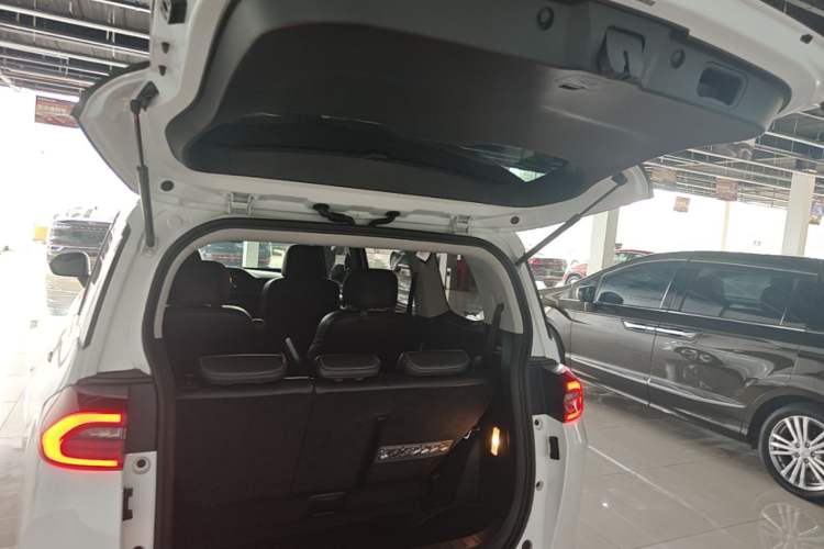 Used GAC Trumpchi M6 2023 PRO 270T DCT Luxury Edition Trunk
