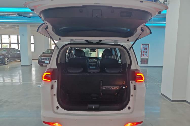 Used GAC Trumpchi M6 2023 PRO 270T DCT Luxury Edition Trunk