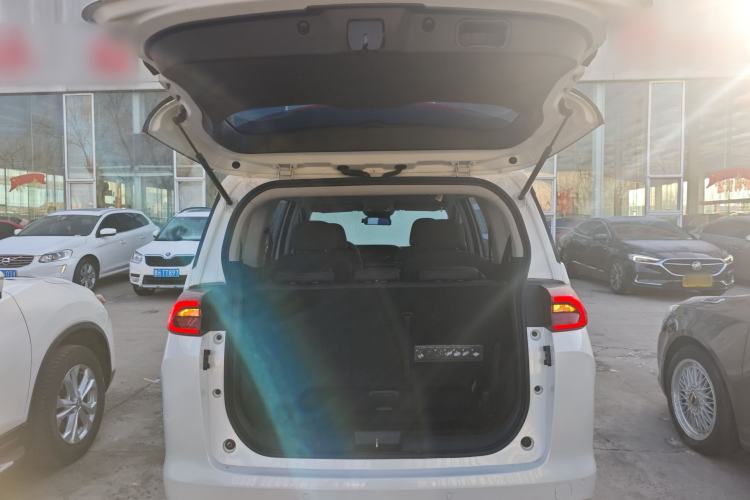 Used GAC Trumpchi M6 2023 PRO 270T DCT Elite Edition Trunk