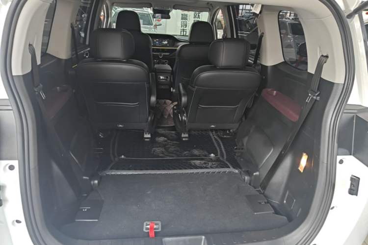 Used GAC Trumpchi M6 2023 PRO 270T DCT Luxury Edition Trunk