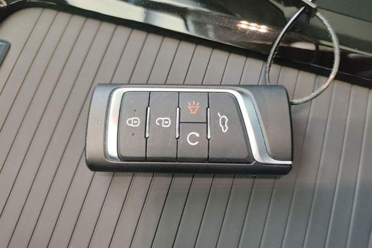 Used GAC Trumpchi M6 2023 PRO 270T DCT Luxury Edition Vehicle Key