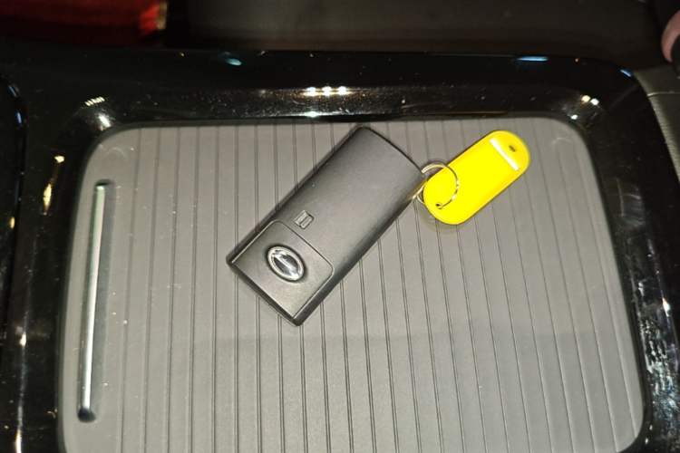 Used GAC Trumpchi M6 2023 PRO 270T DCT Luxury Edition Vehicle Key