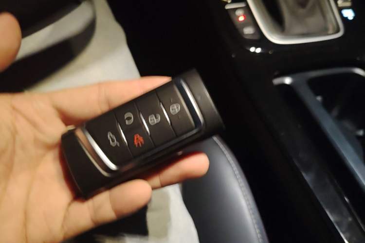 Used GAC Trumpchi M6 2023 PRO 270T DCT Luxury Edition Vehicle Key
