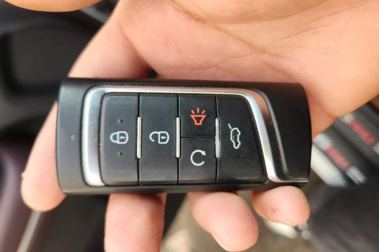 Used GAC Trumpchi M6 2023 PRO 270T DCT Luxury Edition Vehicle Key