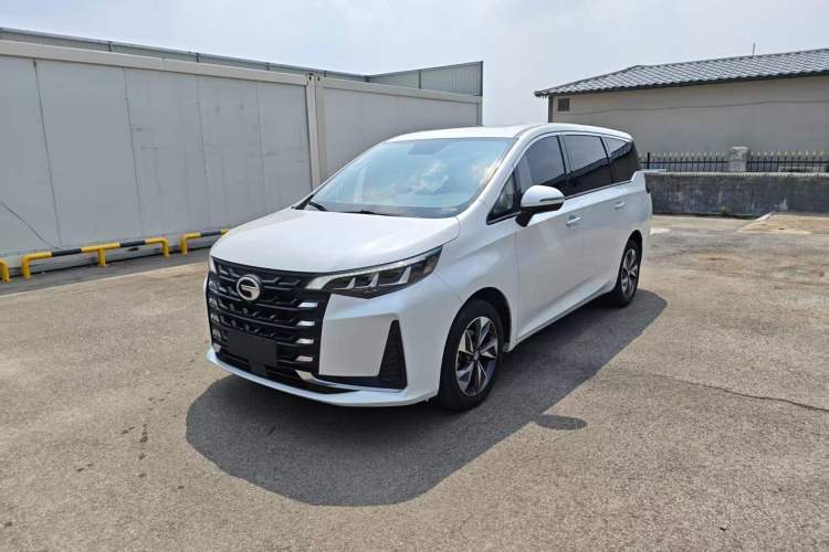 GAC Trumpchi M6 2023 PRO 270T DCT Luxury Edition - Luxury