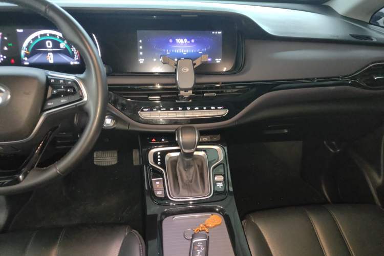 Used GAC Trumpchi M6 2024 MAX 270T WDCT Luxury Edition Audio And AC Panel