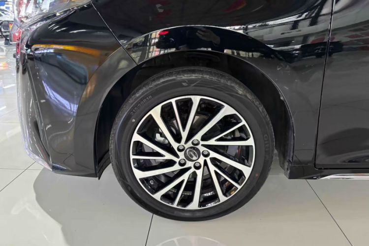 Used GAC Trumpchi M6 2024 MAX 270T WDCT Luxury Edition Exterior 5