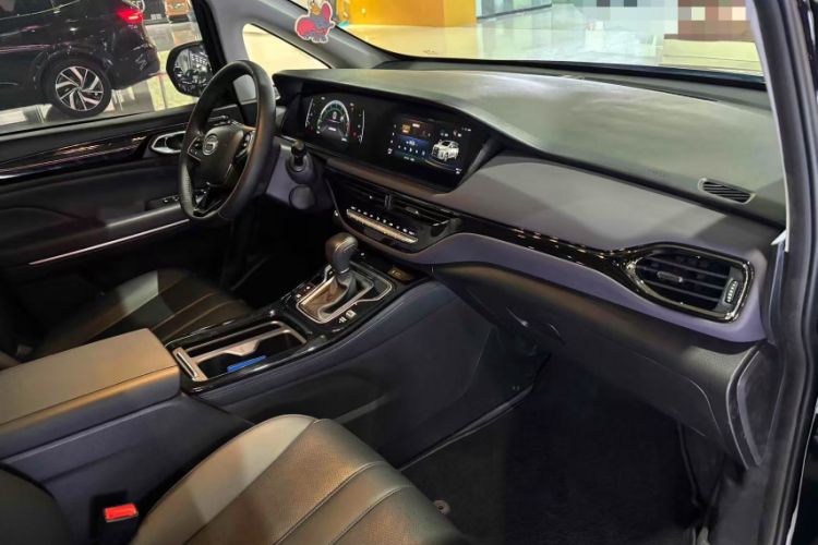 Used GAC Trumpchi M6 2024 MAX 270T WDCT Luxury Edition Interior 14