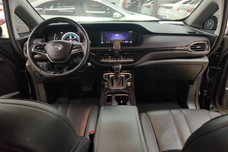 Used GAC Trumpchi M6 2024 MAX 270T WDCT Luxury Edition Interior 2