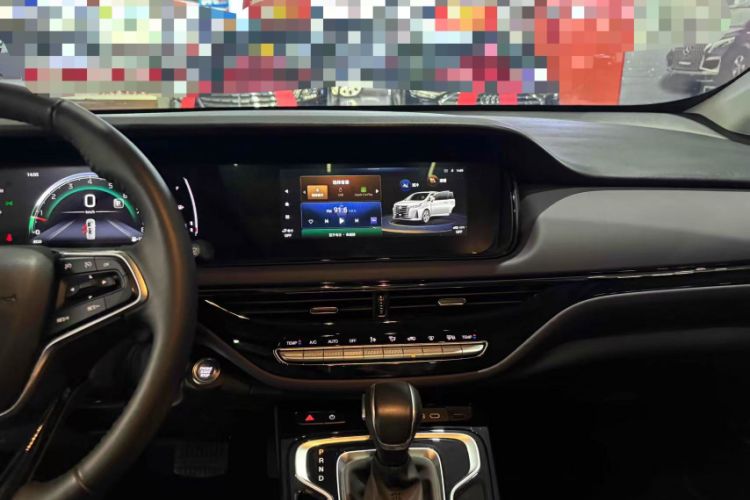 Used GAC Trumpchi M6 2024 MAX 270T WDCT Luxury Edition Interior 3