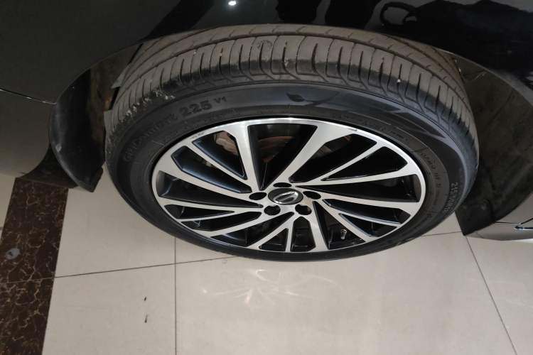 Used GAC Trumpchi M6 2024 MAX 270T WDCT Luxury Edition Right Rear Wheel Hub