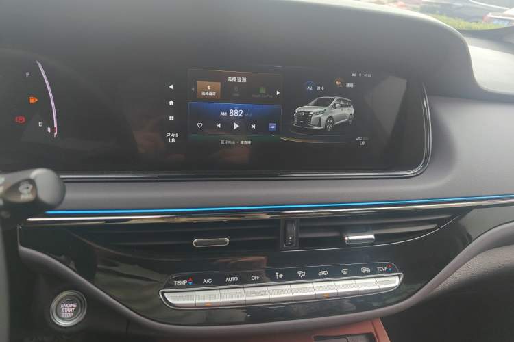 Used GAC Trumpchi M6 2024 MAX 270T WDCT Luxury Edition Audio And AC Panel