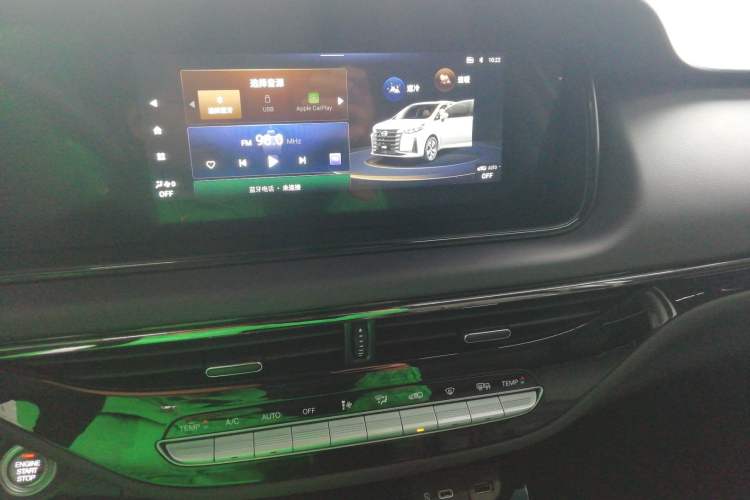 Used GAC Trumpchi M6 2024 MAX 270T WDCT Luxury Edition Audio And AC Panel