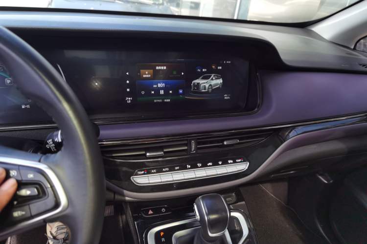 Used GAC Trumpchi M6 2024 MAX 270T WDCT Luxury Edition Audio And AC Panel