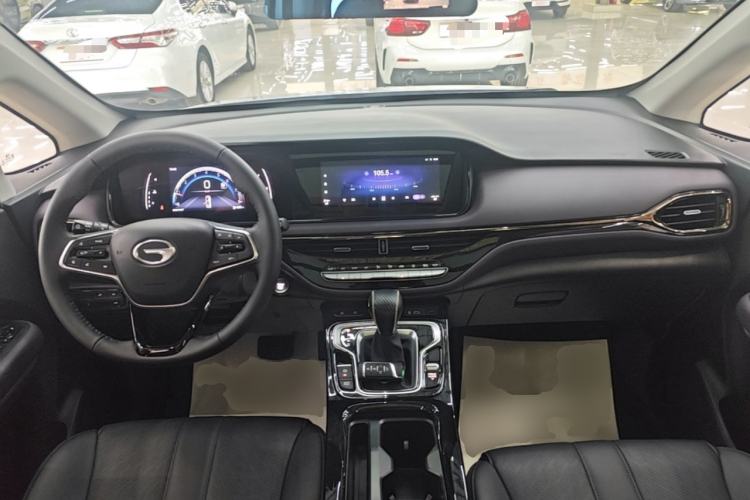 Used GAC Trumpchi M6 2024 MAX 270T WDCT Luxury Edition Center Console