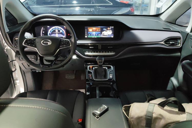 Used GAC Trumpchi M6 2024 MAX 270T WDCT Luxury Edition Center Console