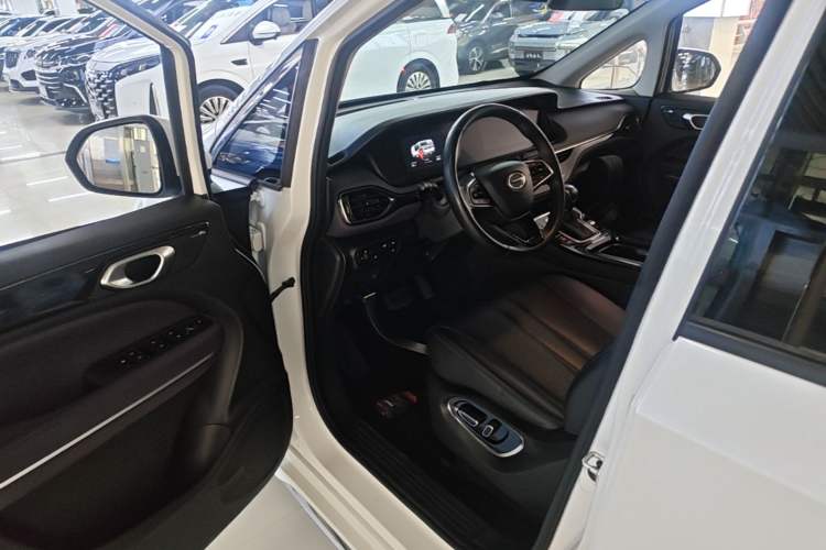 Used GAC Trumpchi M6 2024 MAX 270T WDCT Luxury Edition Driver Seat