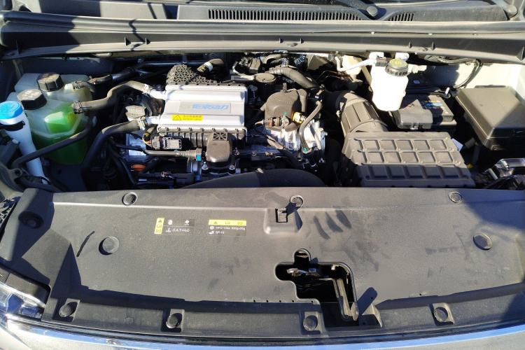 Used GAC Trumpchi M6 2024 MAX 270T WDCT Luxury Edition Engine Bay