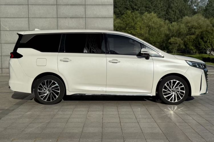 Used GAC Trumpchi M6 2024 MAX 270T WDCT Luxury Edition Exterior 3